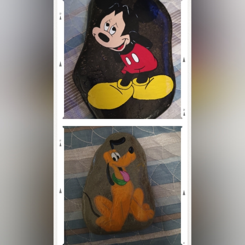 𝑴𝒊𝒄𝒌𝒆𝒚 𝑴𝒐𝒖𝒔𝒆 & 𝑷𝒍𝒖𝒕𝒐 𝑯𝒂𝒏𝒅𝑷𝒂𝒊𝒏𝒕𝒆𝒅 𝑳𝒂𝒌𝒆 𝑹𝒐𝒄𝒌𝒔